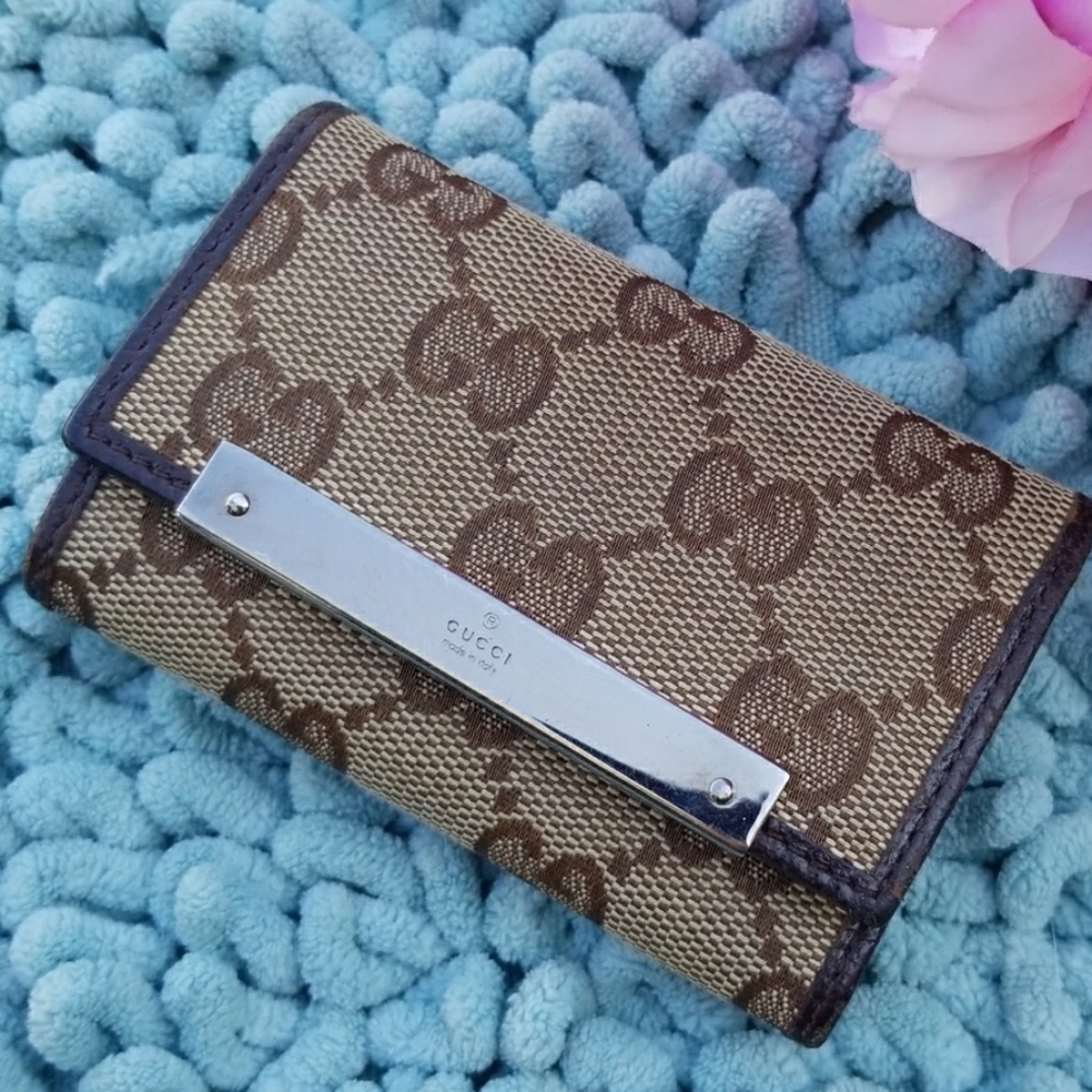 Gucci key holder